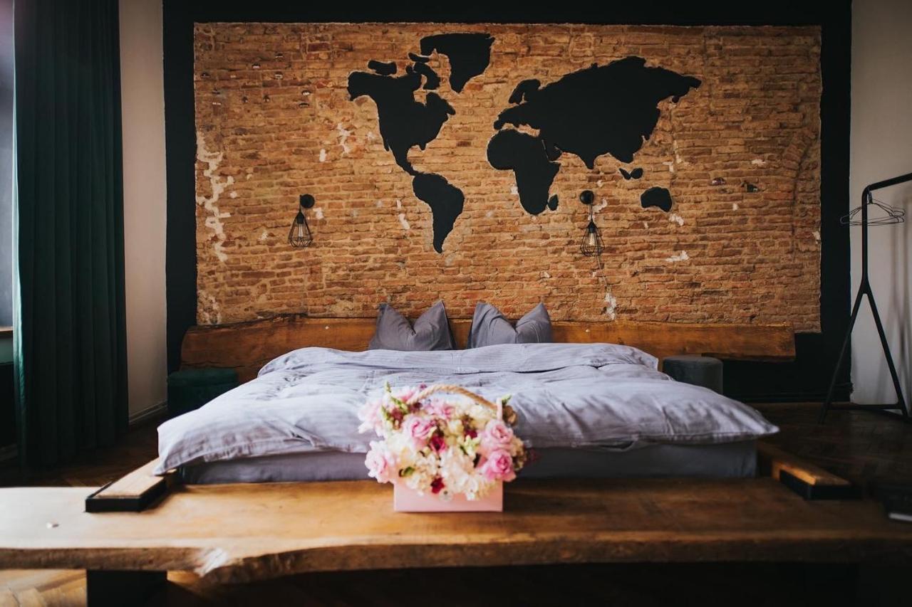 World Studio Sibiu Luaran gambar