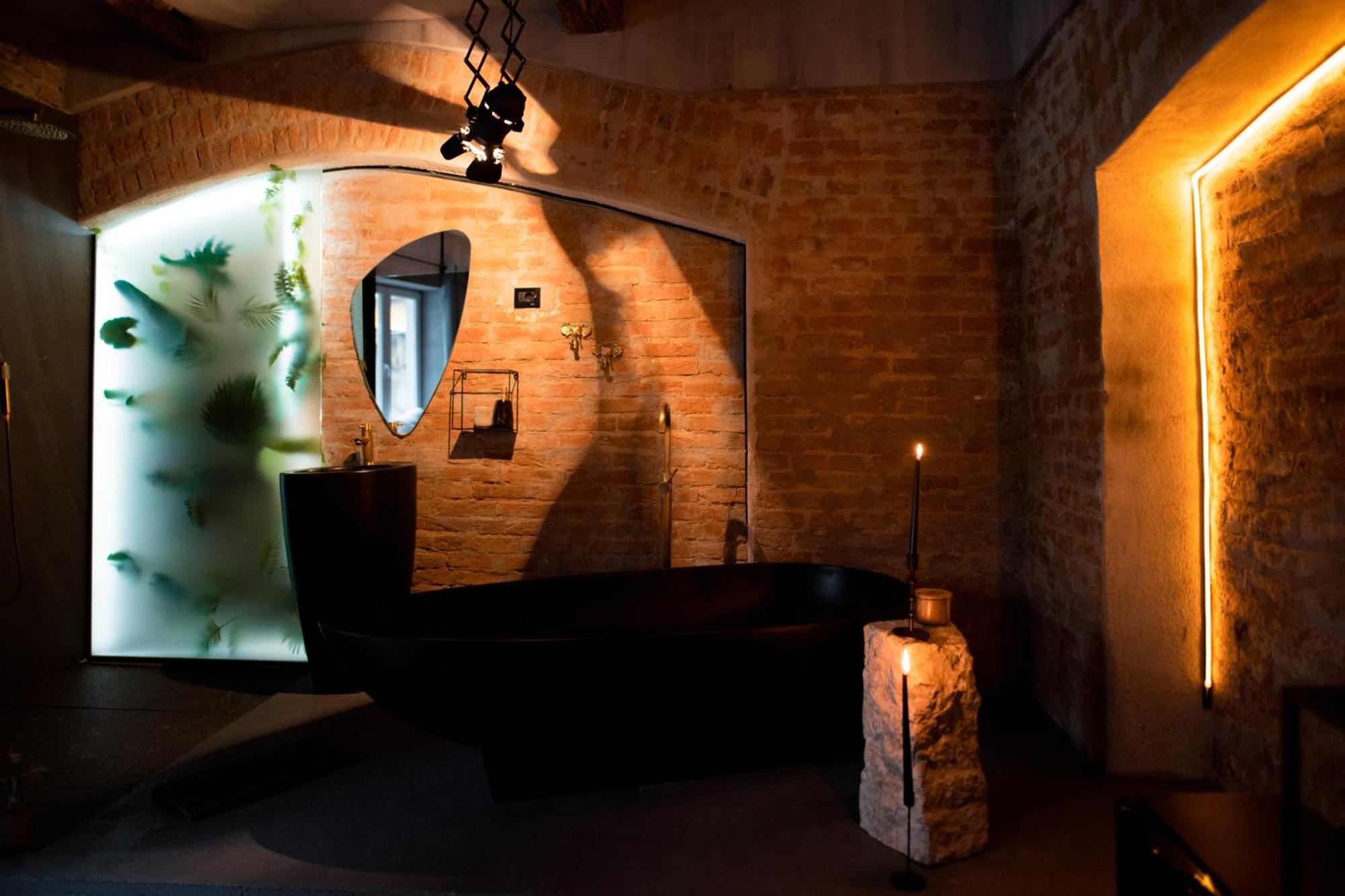 World Studio Sibiu Luaran gambar