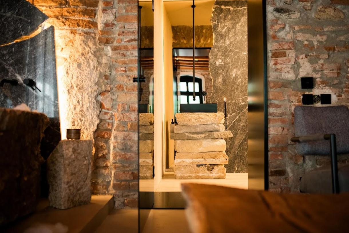 World Studio Sibiu Luaran gambar