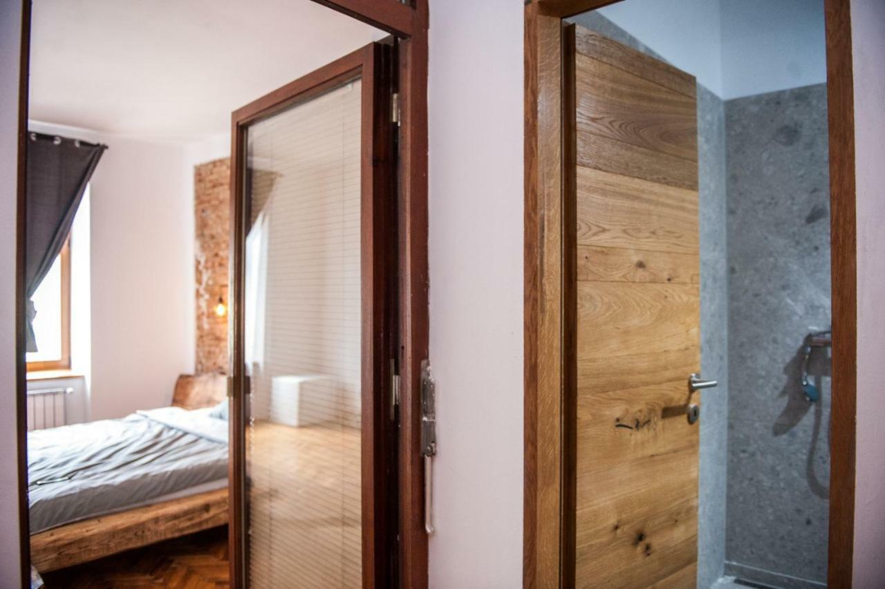 World Studio Sibiu Luaran gambar